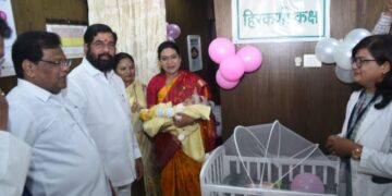 नागपूर येथील विधीमंडळ इमारतीत मुख्यमंत्र्यांच्या उपस्थितीत हिरकणी कक्षाचे उद्घाटन