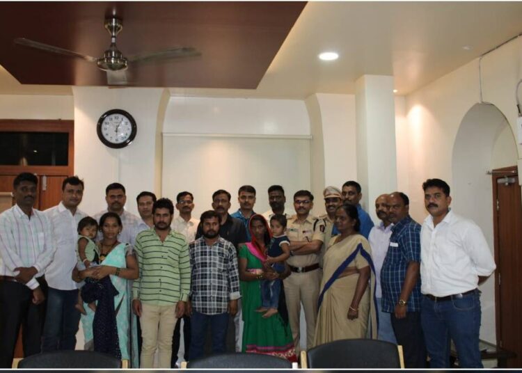 पुणे रेल्वे स्थानकातून अडीच वर्षीय बालकाचे अपहरण; महिलेसह दोघांना अटक