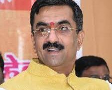 इलेक्ट्रिक एस. टी. बसेस करिता १७० ठिकाणी नवीन चार्जिंग स्टेशन्स – मंत्री शंभूराज देसाई
