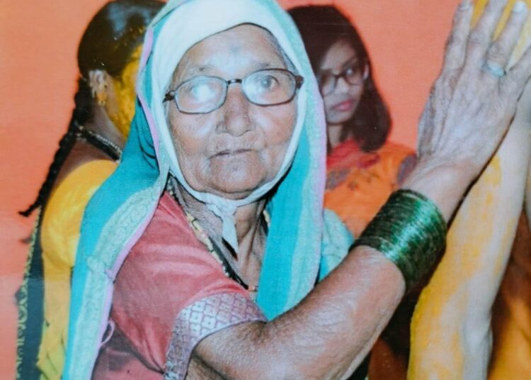 जालन्यात वृद्ध महिलेचा गळा आवळून खून; व्याजाच्या धंद्यातून खून झाल्याची चर्चा