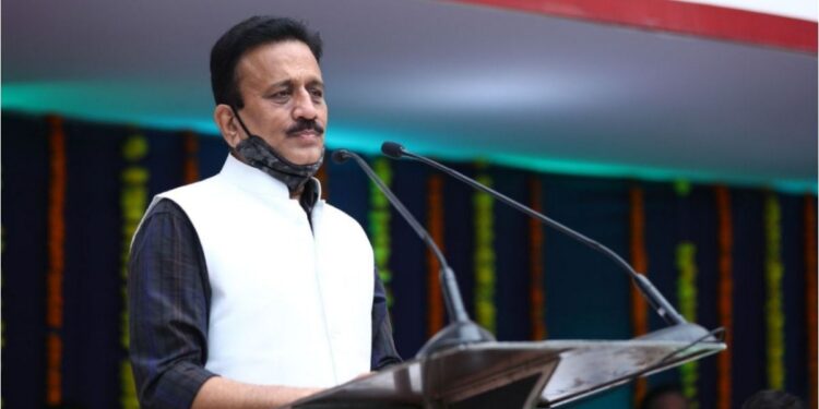 बोगस डॉक्टरांविरोधात शोधमोहीम गतिमान करणार – गिरीश महाजन
