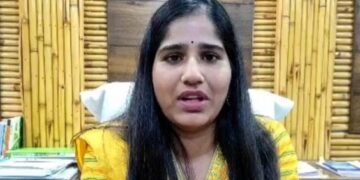 मुख्य कार्यकारी अधिकारी वर्षा मिना यांच्याकडून मुलांना “मायेची थाप”; मुलांनी मोठे ध्येय ठेवावे – वर्षा मिना