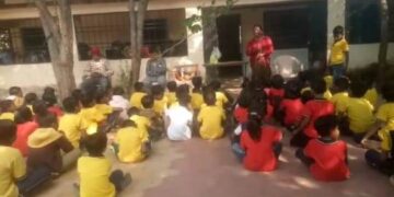 जालना जिल्ह्यातील शिक्षीकेचा भयानक प्रताप; डॉ. बाबासाहेब आंबेडकर यांनी गोवर्‍या खावून अभ्यास केल्याचे केले वादग्रस्त विधान