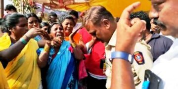 Video : जिल्हाधिकारी कार्यालयासमोर उपोषण दरम्यान महिलेचा मृत्यू, नातेवाईक संतप्त