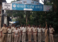 मुंबईत पोलीस ठाण्याला आग, अधिकारी गंभीर जखमी