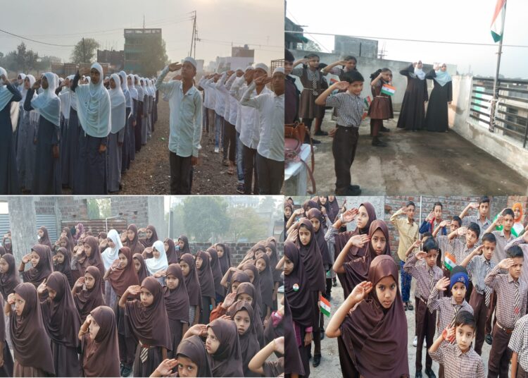 उर्दू प्रा. स्कुल व शहीद एहसान जाफरी मेमोरियल हायस्कुल जालना मध्ये प्रजासत्ताक दिन निमित्त ध्वजारोहन साजरा