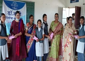 परशुराम शिंदे कन्या विद्यालयात मोफत दंतचिकित्सा व आरोग्य तपासणी शिबिर