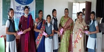 परशुराम शिंदे कन्या विद्यालयात मोफत दंतचिकित्सा व आरोग्य तपासणी शिबिर