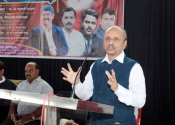 मालक धोरणामुळे पत्रकार दबावात : माजी कुलगुरू सुधीर गव्हाणे