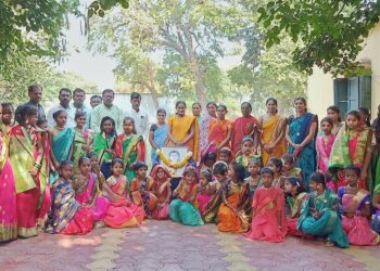 जि प प्रा शा सारवाडी येथे ज्ञानज्योती सावित्रीमाई फुले जयंती उत्साहात साजरी