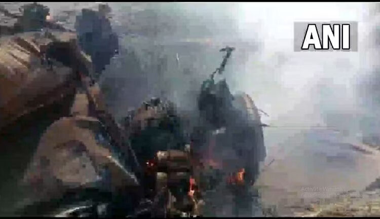 राजस्थान आणि मध्यप्रदेशात दोन विमानं कोसळली, सुखोई-३० आणि मिराज २००० चा भीषण अपघात