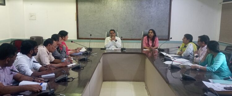 जालना जिल्हयात ‘जागरुक पालक सुदृढ बालक’ अभियान काळजीपूर्वक व जबाबदारीने यशस्वीरित्या राबवावे – जिल्हाधिकारी डॉ. विजय राठोड