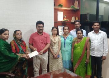 अखेर कोरोना योध्दा (कै.) राजेंद्र मिरगे यांना 50 लाख रु ची मदत; प्रकल्प संचालकांचा दोन वर्षांचा पाठपुरावा