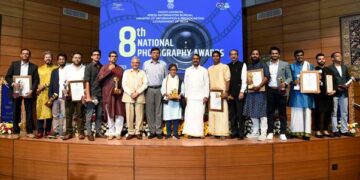 राज्यातील तीन छायाचित्रकारांना राष्ट्रीय छायाचित्रण पुरस्कार प्रदान