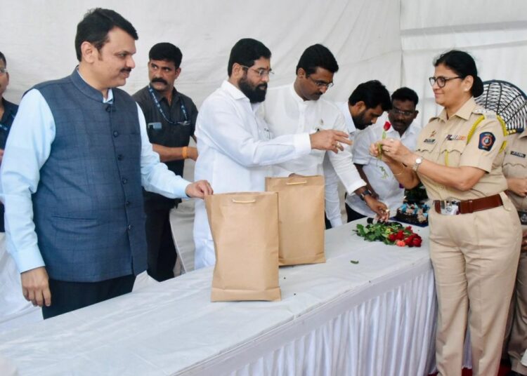 महाराष्ट्र पोलिसांच्या नावलौकिकात महिला अधिकारी, कर्मचाऱ्यांचा सिंहाचा वाटा -मुख्यमंत्री एकनाथ शिंदे