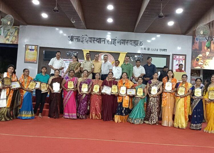 जागतिक महिला दिना निमित्त विविध क्षेत्रातील महिला विशेष पुरस्काराने सन्मानित