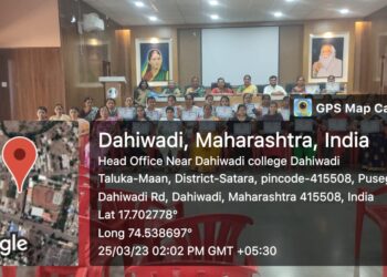 जागतिक महिला दिनानिमित्त दहिवडी कॉलेज दहिवडी च्या सर्व प्राध्यापक महिलांचा सन्मान