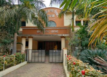 जालना महानगर पालिका रूपांतर विरूद्ध तथा झोपडपट्टी वासीयांना मालकी हक्क जागेचा पि.आर. कार्ड मिळावे