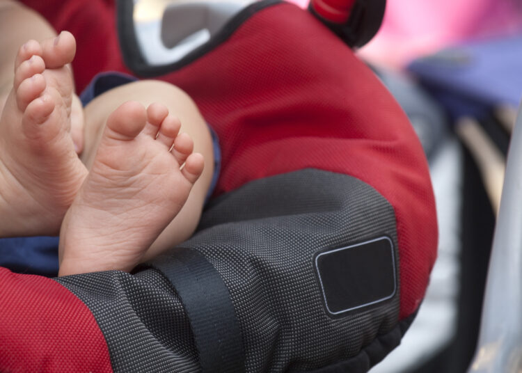 जीवघेण्या गर्मीत 2 वर्षाच्या बाळाला कारमध्येच विसरली आई ; बाळाचा मृत्यू