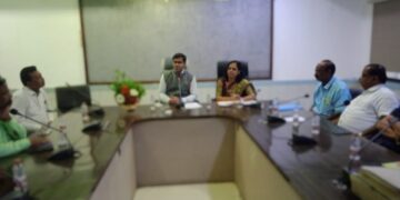 ग्राहकांच्या समस्या प्राधान्याने सोडविल्या जातील – जिल्हाधिकारी डॉ. श्रीकृष्ण पांचाळ