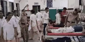 छत्रपती संभाजीनगर-जालना महामार्गावर पुणे-नागपूर बसला भीषण अपघात