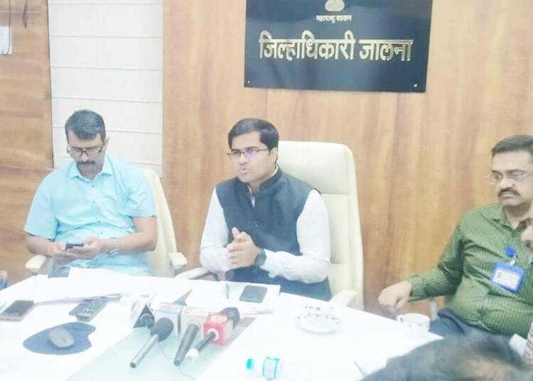 मताधिकार बजावण्यासाठी नवमतदारांनी नाव नोंदणी करावी – जिल्हाधिकारी डॉ. श्रीकृष्ण पांचाळ