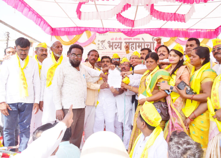 मंठा शहरामध्ये ओबीसी समाजचा महामोर्चा