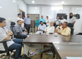  जिल्हाप्रमुख भास्करराव अंबेकर यांनी घेतली सामान्य रुग्णालयात जाऊन घेतली वैद्यकीय सोयीसुविधांची माहिती