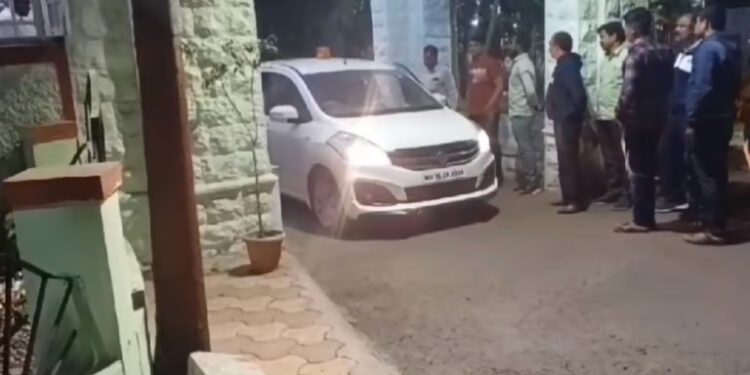 १ कोटींची लाच घेताना सहाय्यक अभियंता रंगेहाथ पकडला