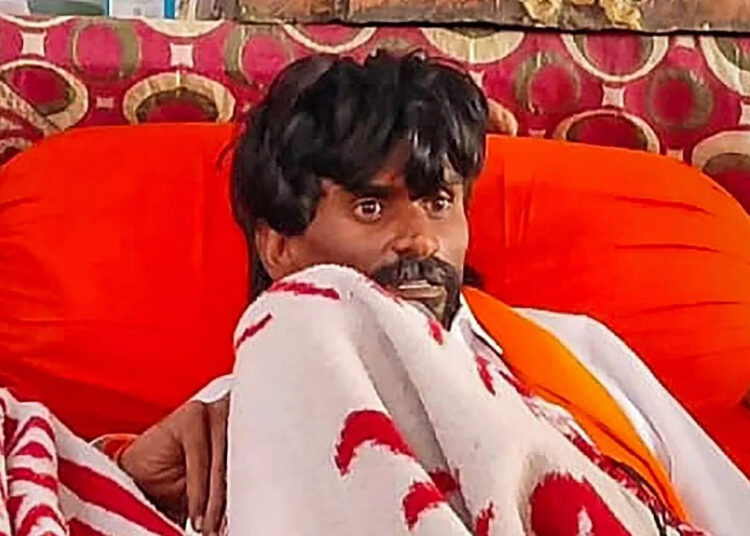 छगन भुजबळ यांच्यावर गुन्हा दाखल करा, मनोज जरांगे यांची मागणी