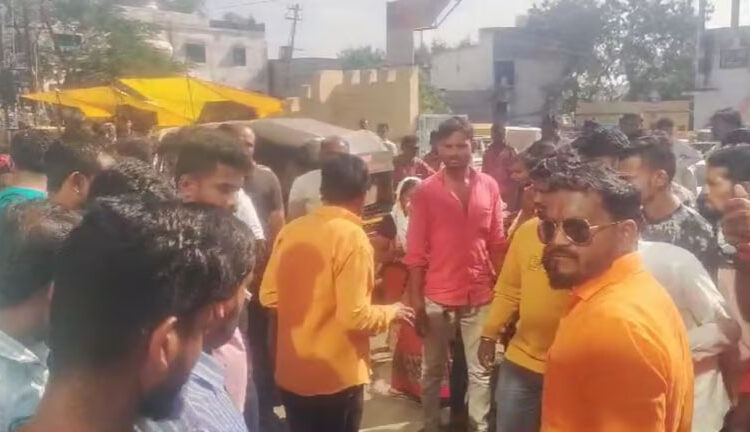 बुलढाण्यात भाजप कार्यकर्त्यांच्या २ गटात तुफान राडा