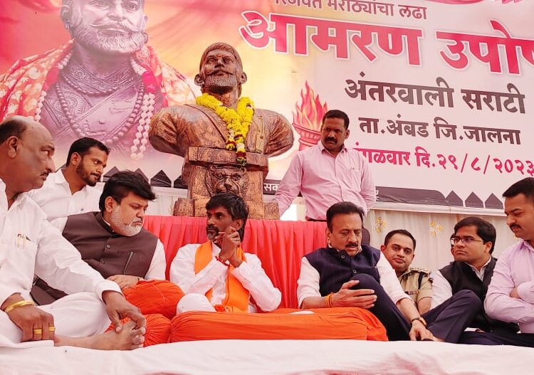 मराठा आरक्षणासाठी शासन सकारात्मक – ग्रामविकास मंत्री गिरीश महाजन