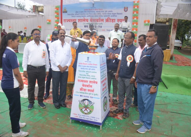 खेळातून सांघिक भावनेचा विकास होतो – जिल्हाधिकारी डॉ. श्रीकृष्ण पांचाळ