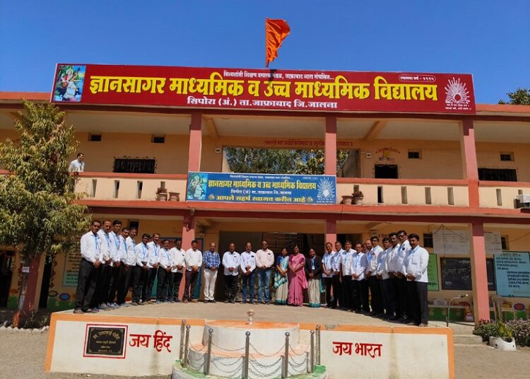 माझी शाळा सुंदर शाळा उपक्रमात ज्ञानसागर विद्यालय तालुक्यात प्रथम