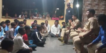 कायदा हातात घेऊ नका; शांतता पाळा पोलीस अधीक्षक शिरीष सरदेशपांडे : कुंभारीत शांतता कमिटीची बैठक