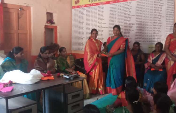 महिलांनी स्वतःला कमी समजू नये – सरपंच श्रुती निकंबे