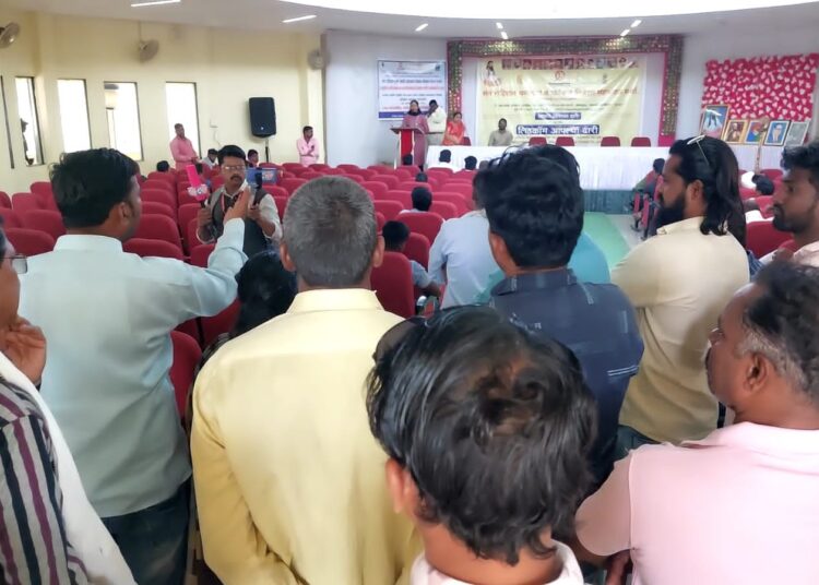 जालन्यात ‘लिडकाॅम आपल्या दारी’ कार्यक्रम रोखला