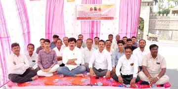 मराठा आरक्षण मसुदा अधिसूचना दुरुस्तीकरिता मराठा क्रांती मोर्चा आणि सकल मराठा समाजाच्या वतीने लाक्षणिक उपोषण