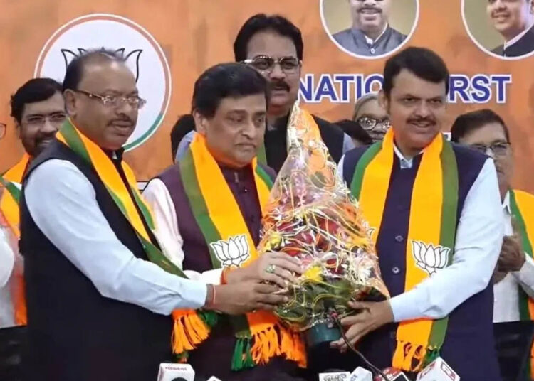 अशोक चव्हाण यांचा भाजपमध्ये प्रवेश