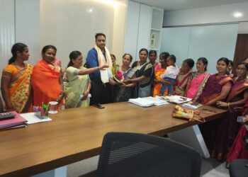 आशा वर्कर संघटनेकडून सतीश घाटगे यांचा सत्कार; मानधन वाढीसाठी सरकार दरबारी प्रयत्न केल्याबद्दल मानले आभार