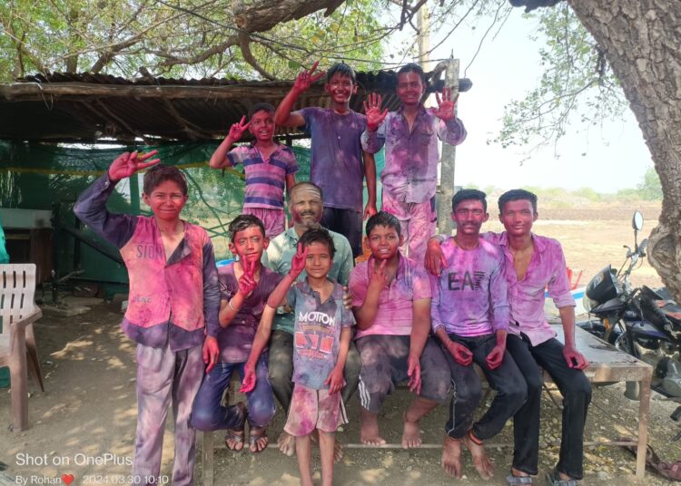 कुंभारी व परिसरात रंगपंचमी उत्साहात