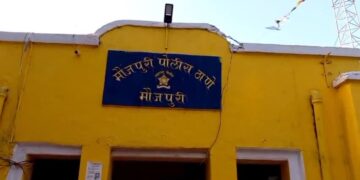 रामनगर साखर कारखाना येथील कारखाण्यासे साहित्य चोरुण नेणार्‍या 10 महिलांना रंगेहात पकडले
