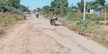 बांधकाम विभागातील भ्रष्टाचार प्रकरणी अधिक्षक अभियंता हाजीर हो…..