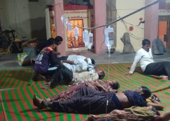 Video-जालना तालुक्यातील सोनदेव येथे फराळातून शेकडो भक्तांना विषबाधा