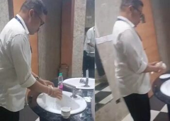 मंत्रालयातील धक्कादायक प्रकार उघडकीस, बाथरुममध्ये धुतल्या कपबश्या