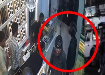 खारघरमध्ये सराफा दुकानात सिनेस्टाईल दरोडा