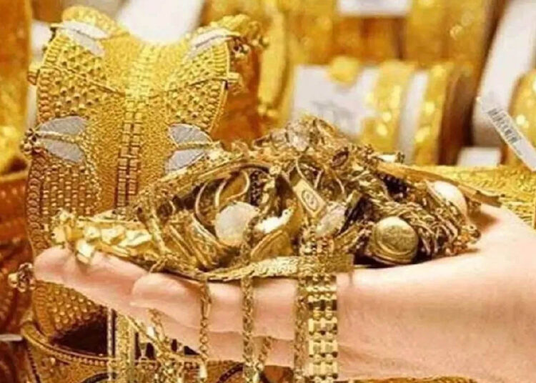 खूशखबूर… खूशखबर… जळगावच्या सूवर्णनगरीत सोनं 3 हजारांनी स्वस्त