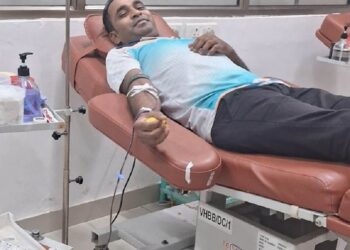 यारी दोस्ती ग्रुप सदस्यांचे गरजेवेळी रक्तदान