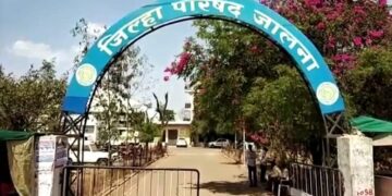 सेवली येथील वादग्रस्त माध्यमिक शिक्षक रामेश्वर काकड अखेर निलंबित
