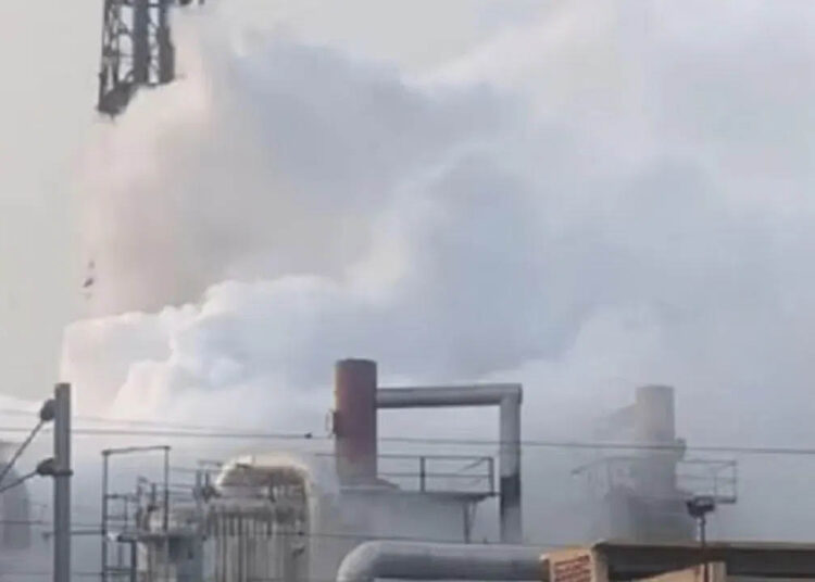 पुण्यातील कारखान्यातून अमोनिया गॅस लीक, 17 कर्मचारी रुग्णालयात